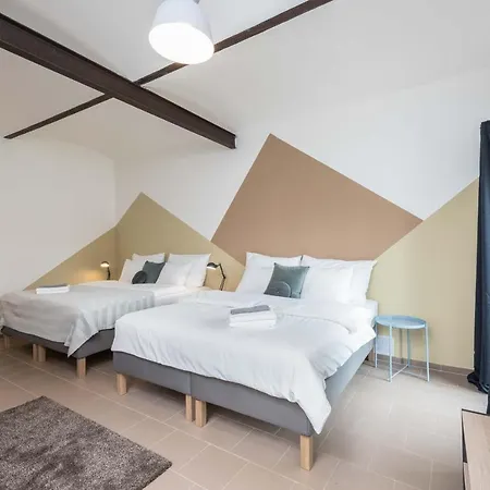 Statek U Prahy Pensión *